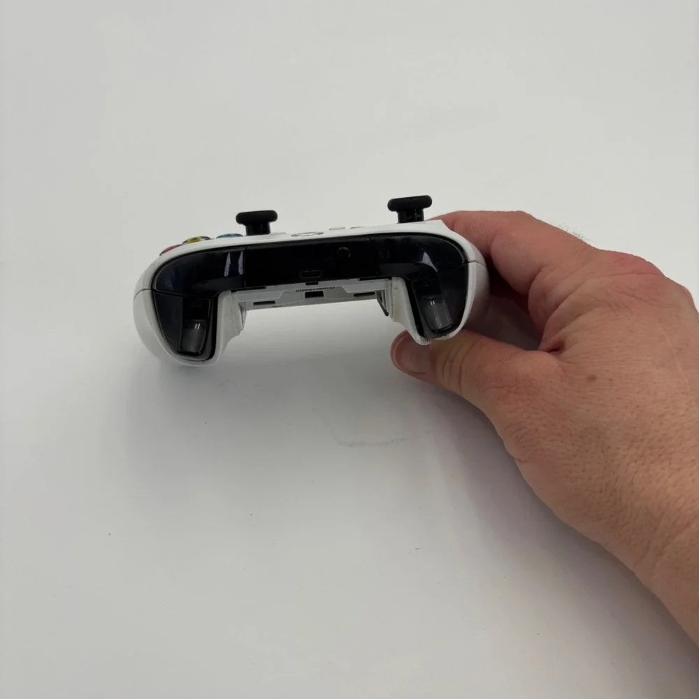 Microsoft Xbox One Controller Model 1708 White Sticky LT Split For Parts/Repair